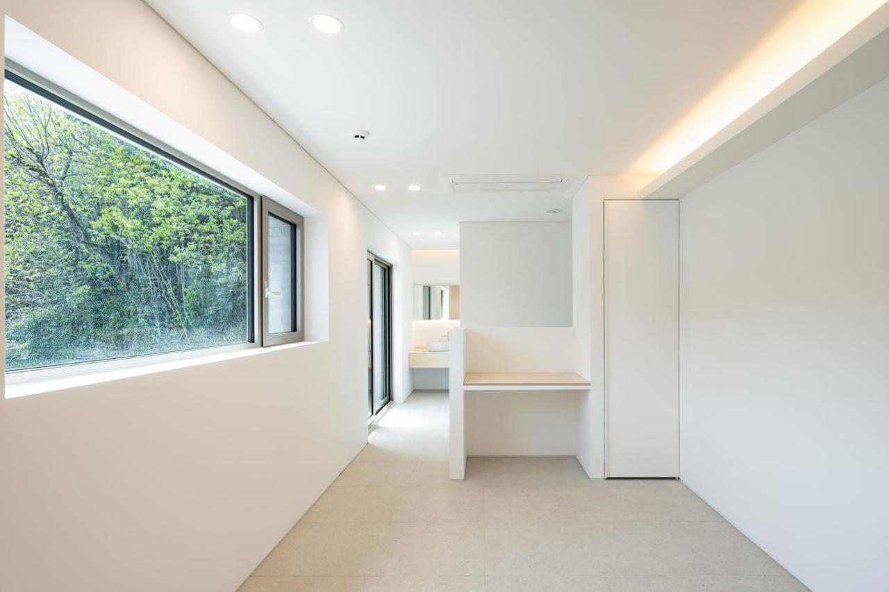 Laon On 37 Bed & Breakfast Tongyeong Bagian luar foto