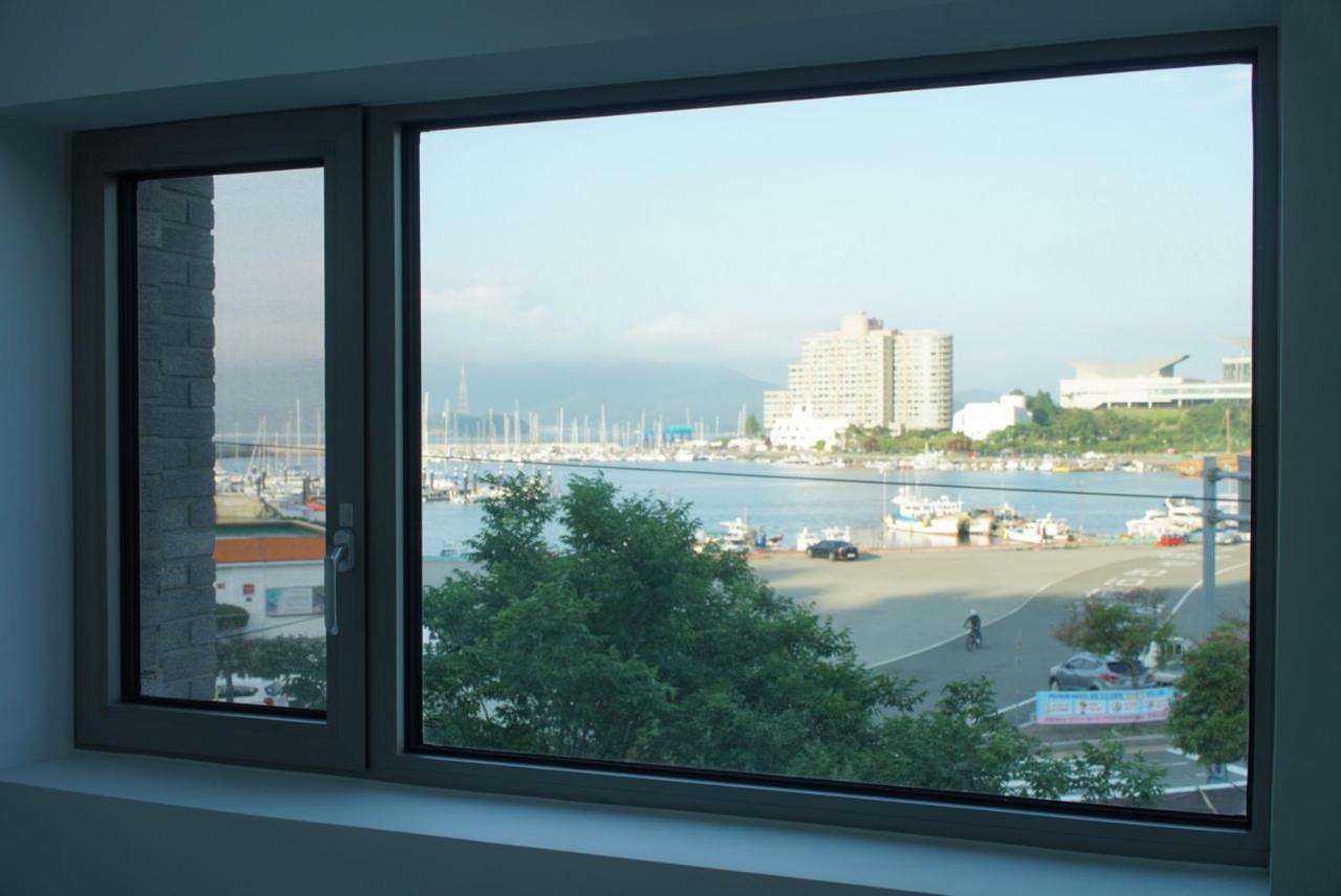 Laon On 37 Bed & Breakfast Tongyeong Bagian luar foto