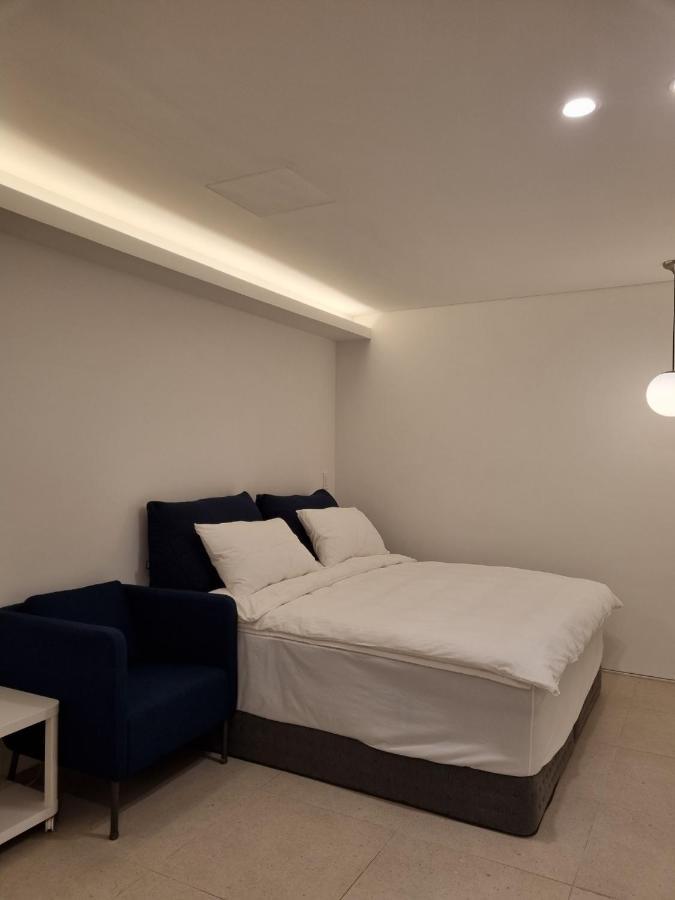 Laon On 37 Bed & Breakfast Tongyeong Bagian luar foto