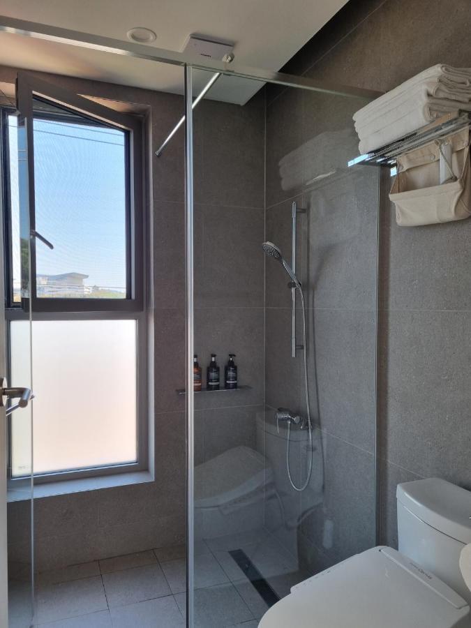 Laon On 37 Bed & Breakfast Tongyeong Bagian luar foto